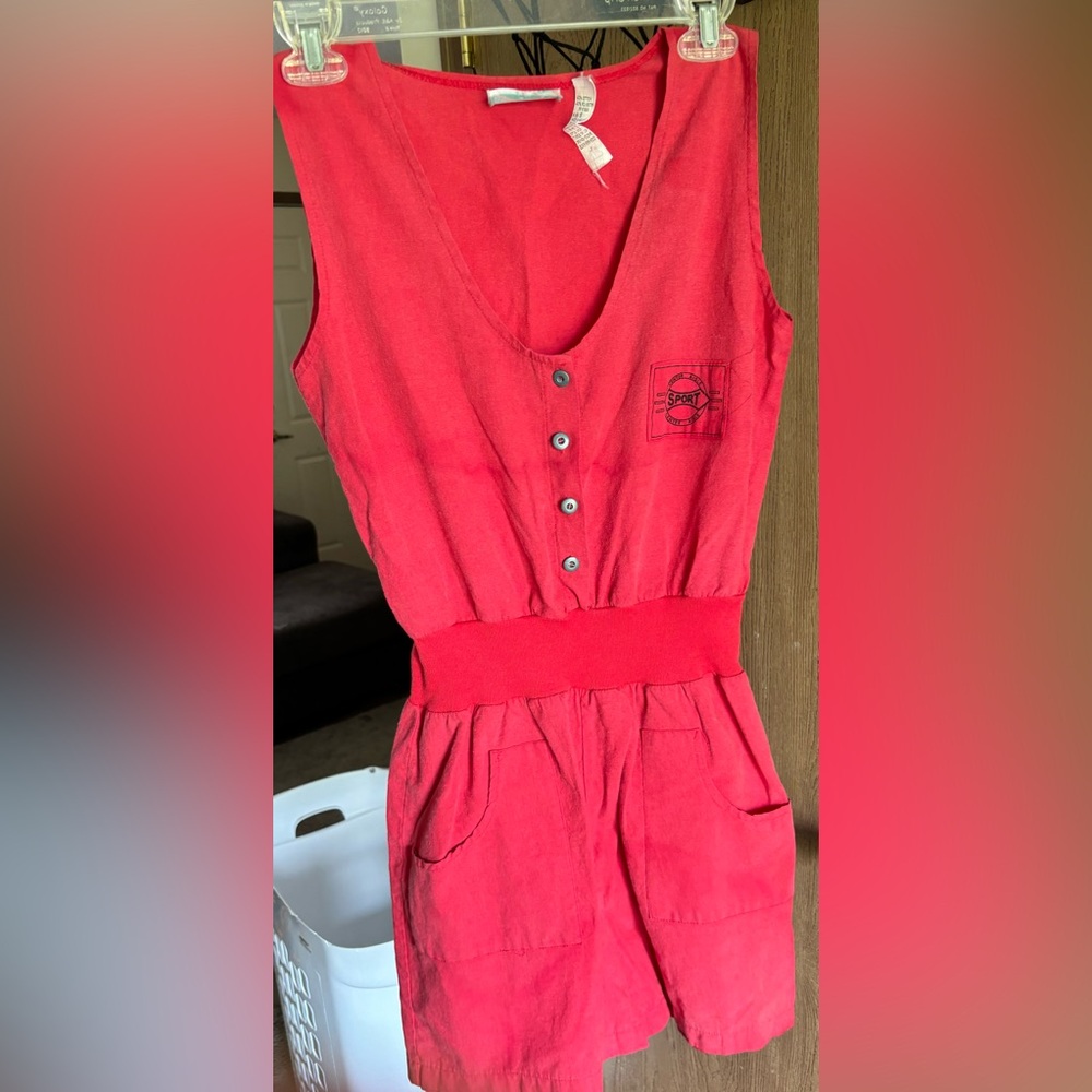 Very vintage 70/80/90s center isle sport romper Small